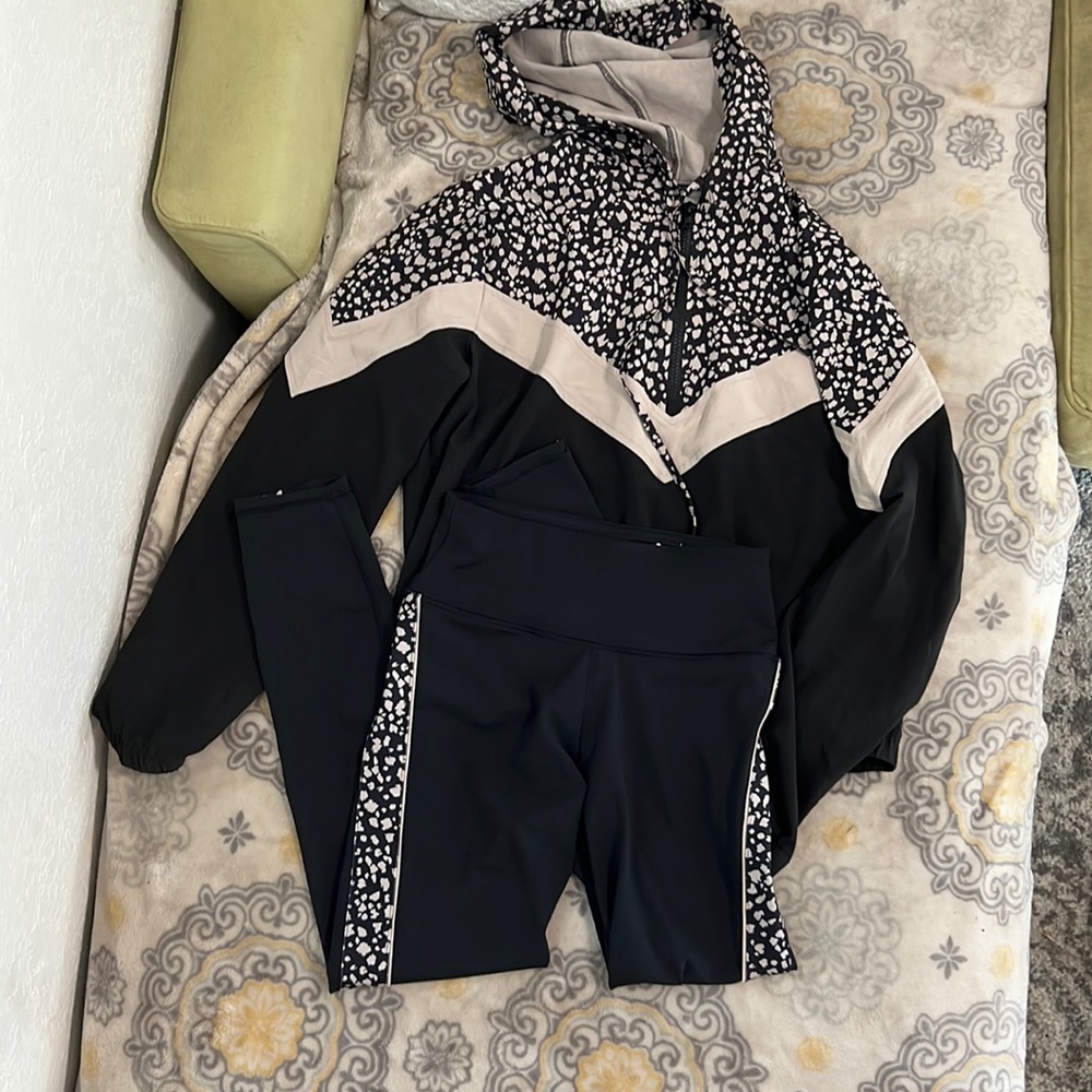 Jessica Simpson Active - Jogger SET sold together